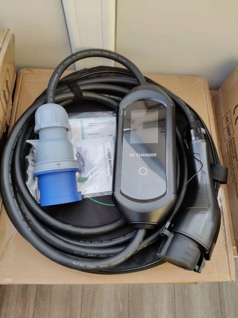 Зарядний пристрій для електромобіля 7.2kW 32A Wi-Fi APP Bluetooth Type1 Type2 GBT портативна EV зарядка  5м  IP66 Америка Європа Китай