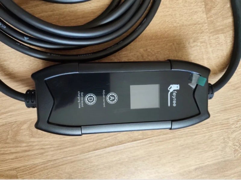 Зарядний пристрій FEYREE для Tesla NACS  3,5 кВт 16А сумка у подарунок — фото 3