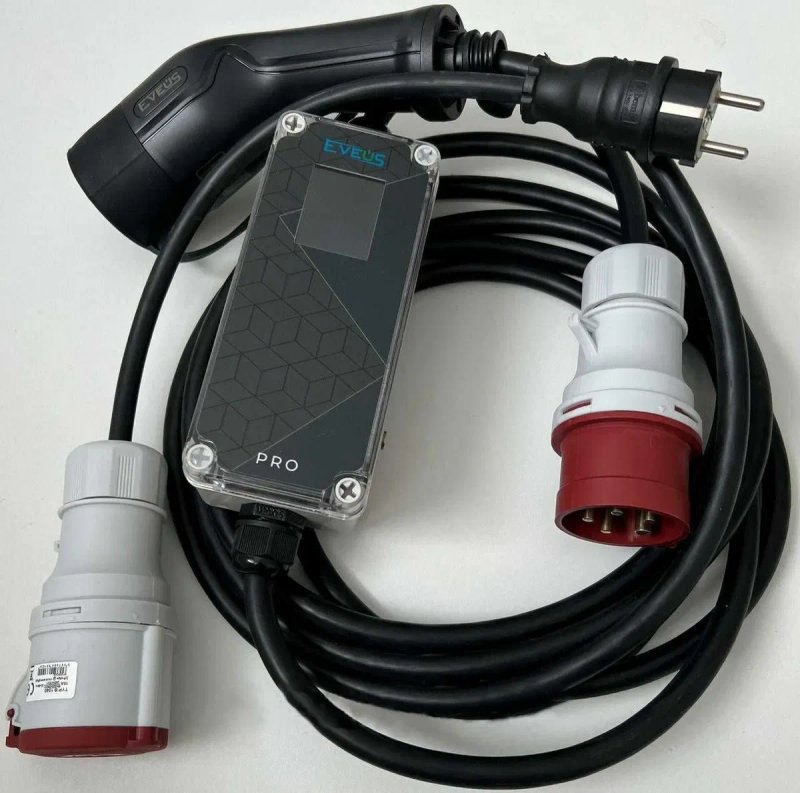 Зарядное для электромобиля на три фазы Type2 EVEUS PRO LCD 11, 22 кВт