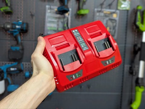 Зарядное устройство Razor 2.2A Двойная зарядка Для акб батарей Makita ProCraft Stromo макита