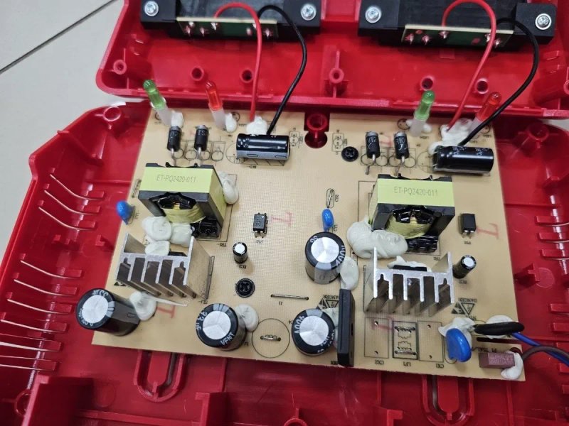 2.2А Х2 Акб Якісний зарядний пристрій Razor для батарей Makita ProCraft Stromo прокрафт З радіаторами охолодженнями — фото 7