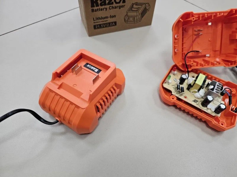Зарядное устройство Razor Зарядка  2.0Адля акб ProCraft Stromo Razor Makita Макита — фото 2