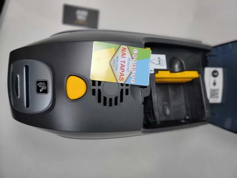 Zebra ZXP Series 3 принтер пластикових карт, пропусків НОВИЙ КАРТРИДЖ — фото 3