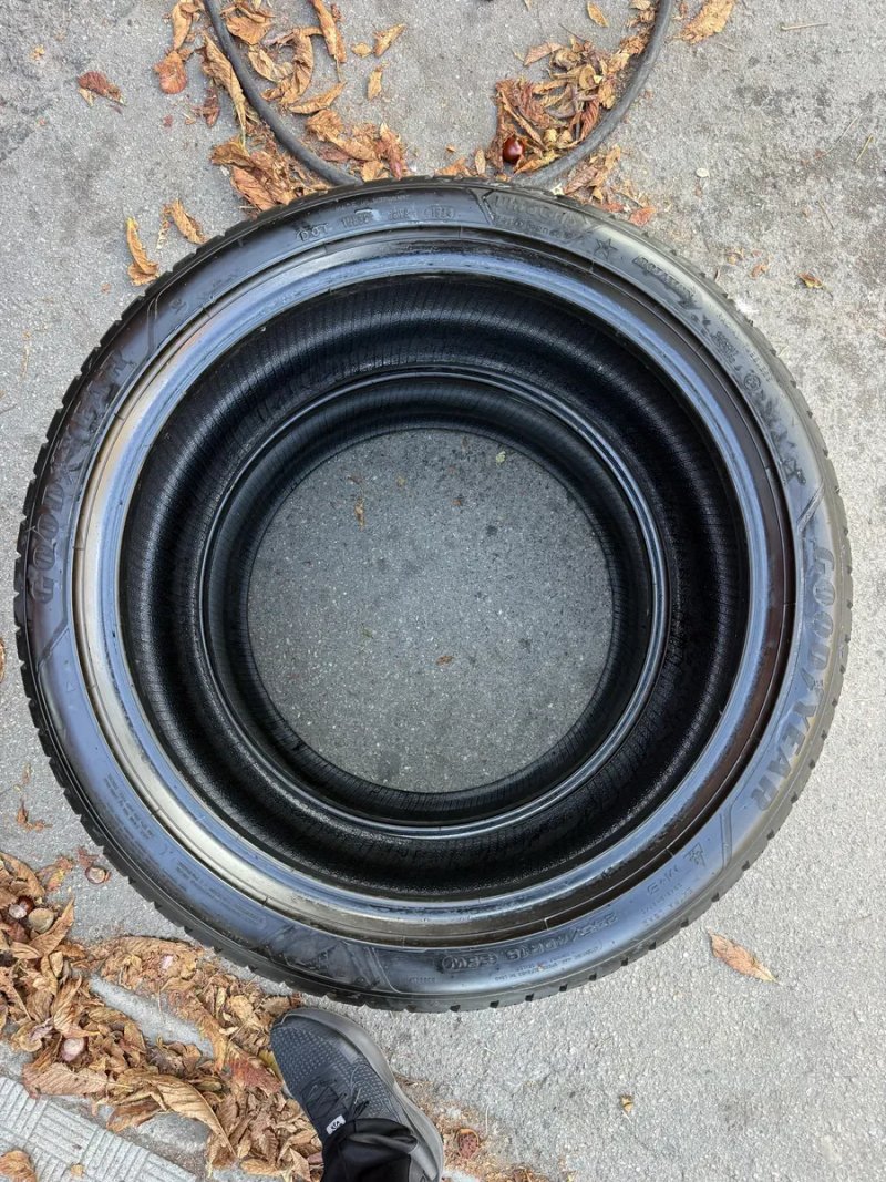 Зимняя резина 245/40/19 Goodyear Ultragrip Perfomance+ — фото 6