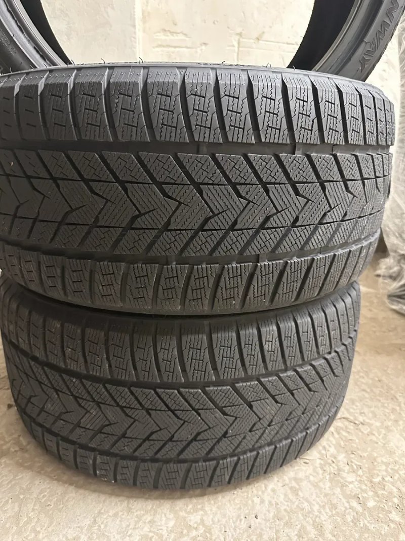 Зимова гума Fronway Icemaster R20, 245/35R20 + 275/30R20 як нові — фото 3