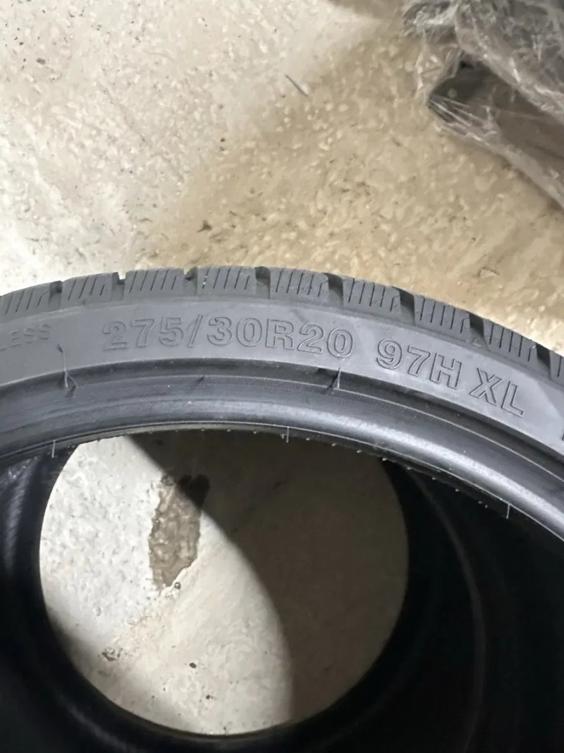 Зимова гума Fronway Icemaster R20, 245/35R20 + 275/30R20 як нові — фото 6