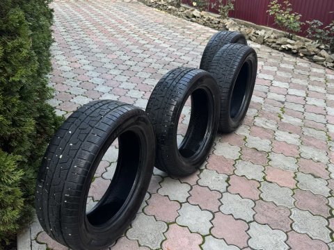 Зимова резина 225/55 R 18