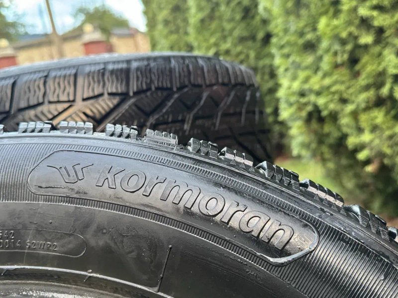 Зимова резина 235/60 R 18 — фото 6