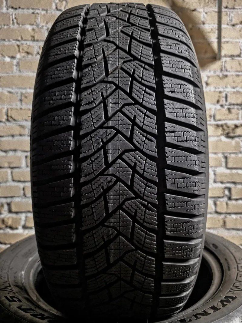 Зимові 205/55r16 Continental | 9/8mm | 2025 | Made in Germany | Преміум зимові шини | Комплект / 4шт | Ідеальний стан, без пошкоджень, без ремонтів — фото 4