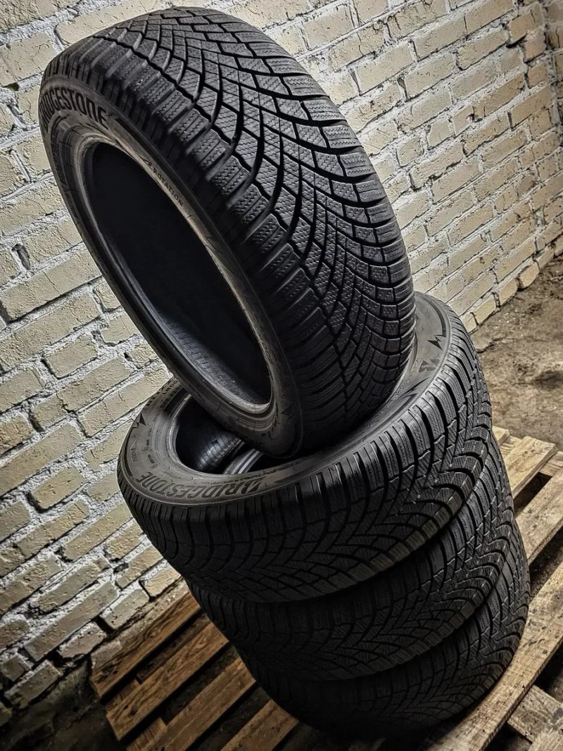 Зимові 205/55r17 Bridgestone | 2022 | 7.5mm | Spain | Преміум шини | Комплект / 4шт | Ідеальний стан, без пошкоджень, без ремонтів, без дефектів — фото 6