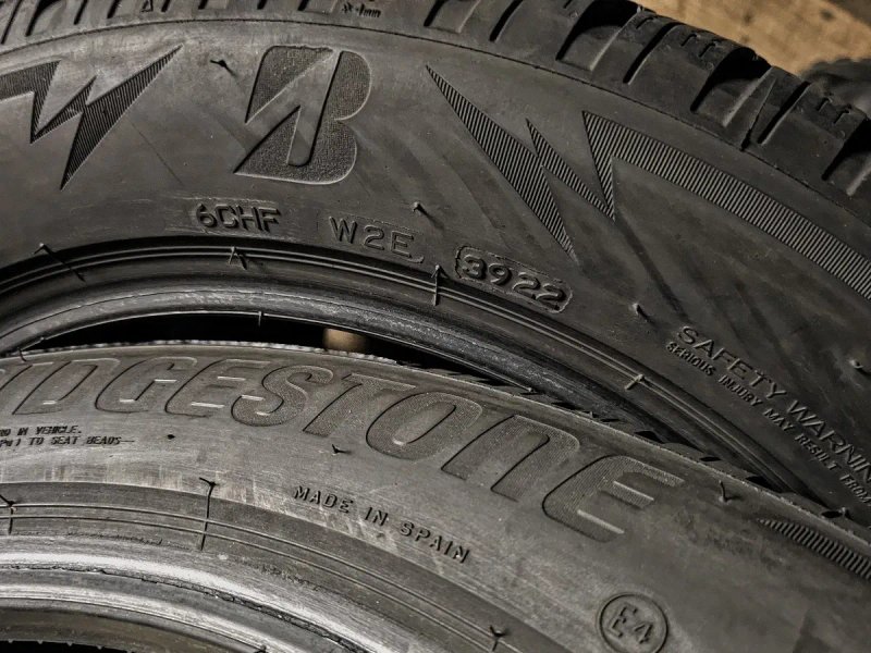 Зимові 205/55r17 Bridgestone | 2022 | 7.5mm | Spain | Преміум шини | Комплект / 4шт | Ідеальний стан, без пошкоджень, без ремонтів, без дефектів — фото 7