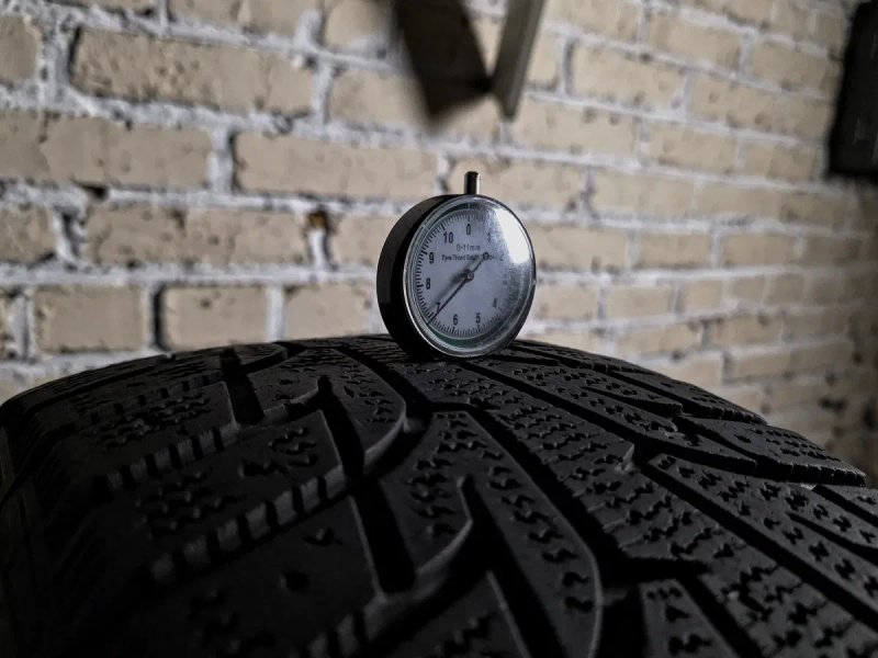 Зимові 215/55r17 Hankook | 7mm | 2025 | Made in Korea | Ідеальний стан, без пошкоджень, без ремонтів, без дефектів | Преміум шини | Комплект / 4шт — фото 3