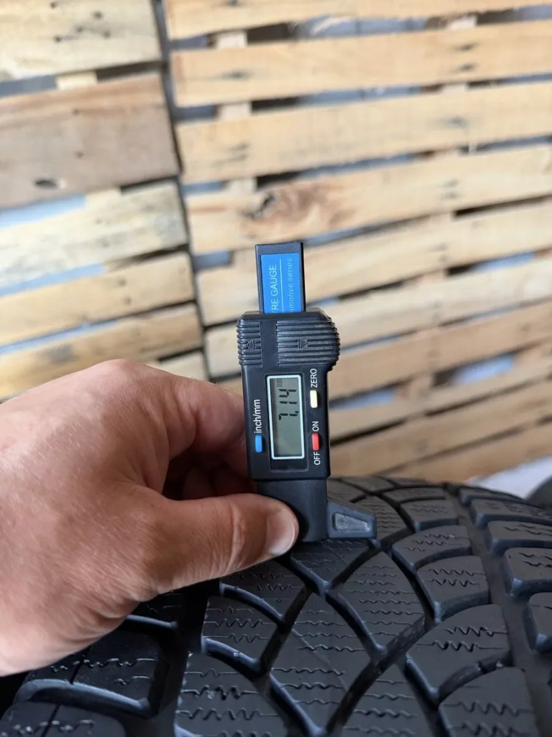 Зимові шини‼️215/60 R16 Dunlop Sp wintersport 3d 99Н 7.8мм 2024рік — фото 3