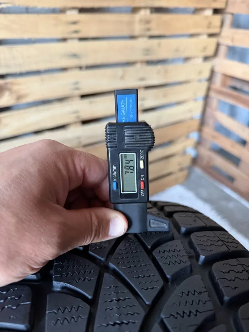 Зимові шини‼️215/60 R16 Dunlop Sp wintersport 3d 99Н 7.8мм 2024рік — фото 4