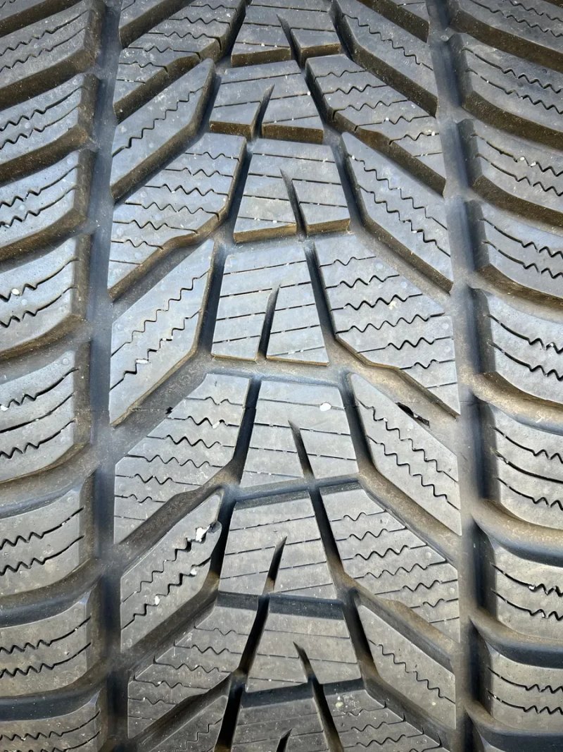 Зимові шини 235/55/17 99H Hankook Winter I*cept evo3 2024 — фото 2