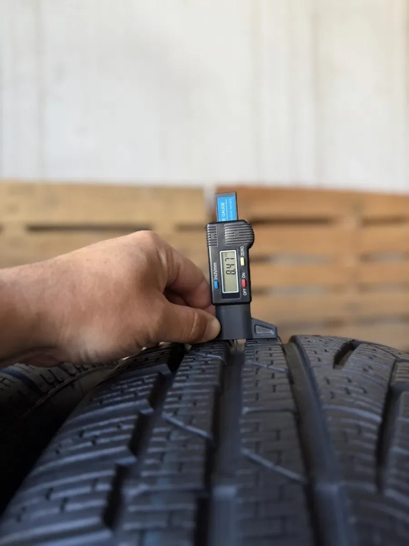 Зимові шини‼️235/55 R18 Pirelli SottoZero Winter 210 104H 9.1мм 2025рік — фото 2