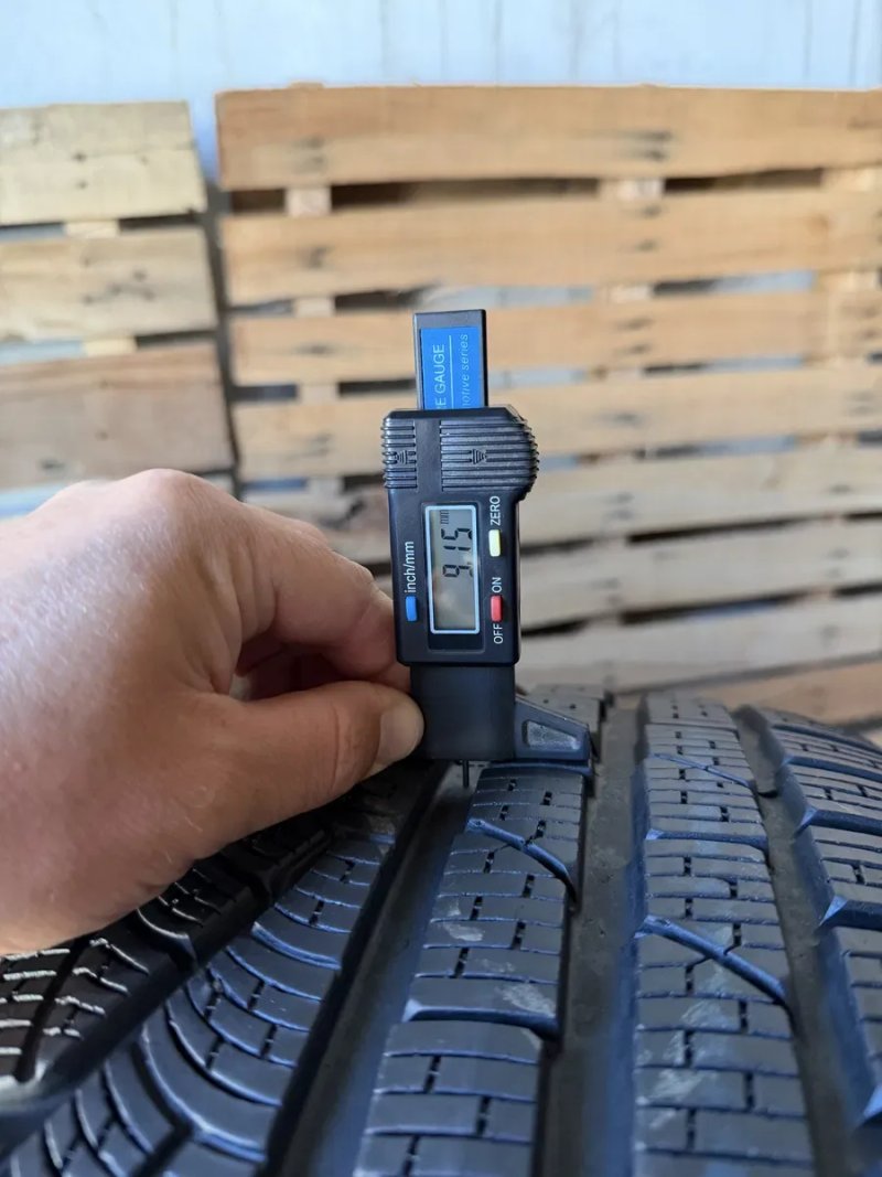 Зимові шини‼️235/55 R18 Pirelli SottoZero Winter 210 104H 9.1мм 2025рік — фото 4
