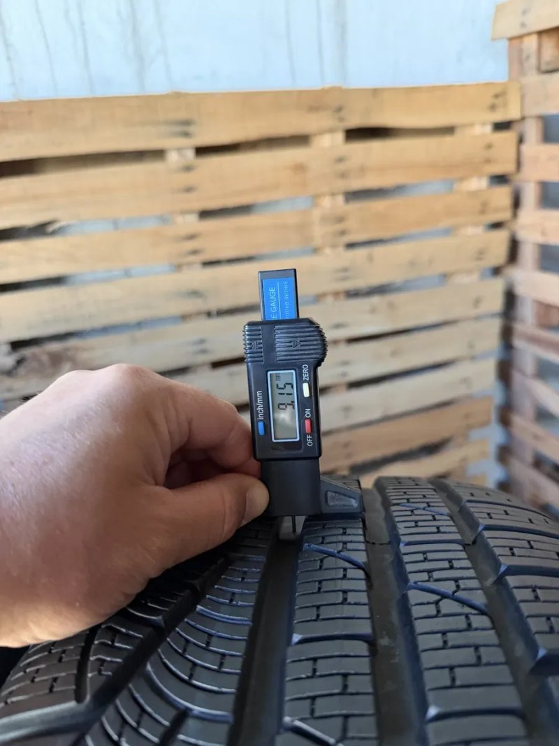Зимові шини‼️235/55 R18 Pirelli SottoZero Winter 210 104H 9.1мм 2025рік — фото 5