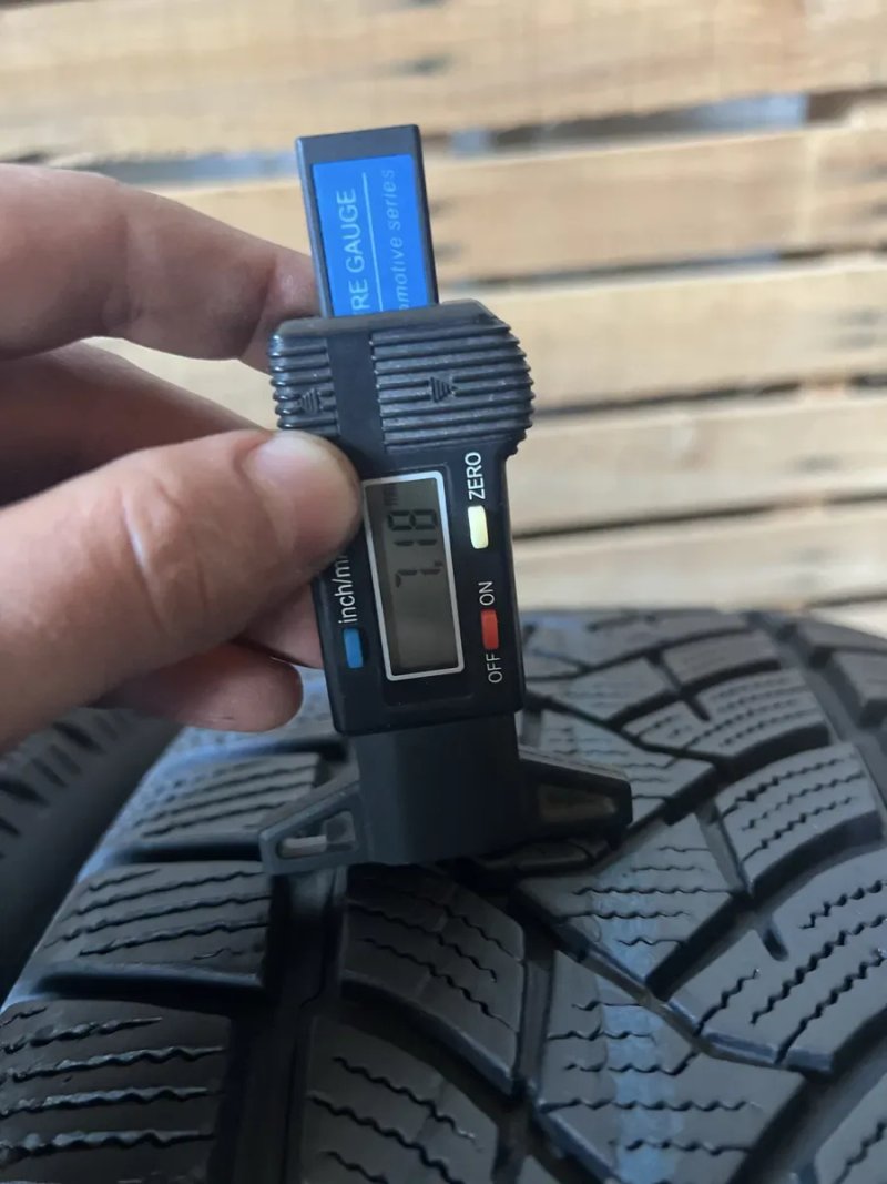 Зимові шини‼️235/60 R18 Dunlop WinterSport5 107Н 7мм 2024рік — фото 5