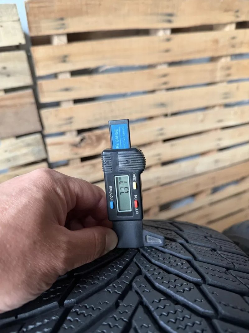 Зимові шини‼️235/60 R18 Nexen Winguard sport2 SUV 107Н 7.3мм 2023рік — фото 4