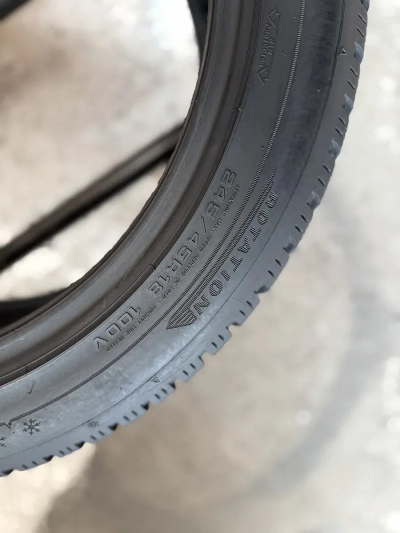 Зимові шини‼️245/45 R18 Dunlop Winter Sport5 100V 8мм 2025рік — фото 4