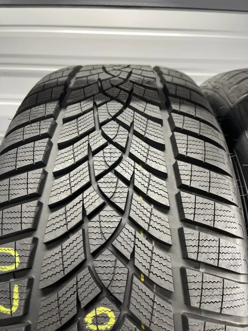Зимові шини 255/45r20 Good Year. Ціна 6000 грн/шт. — фото 8