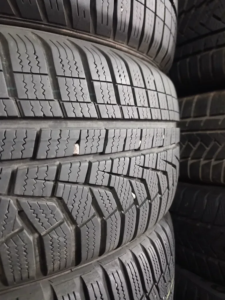 Зимові шини б/у 205/55 R17 91H Hankook Winter I*Cept Evo 2 склад шин з Європи — фото 2
