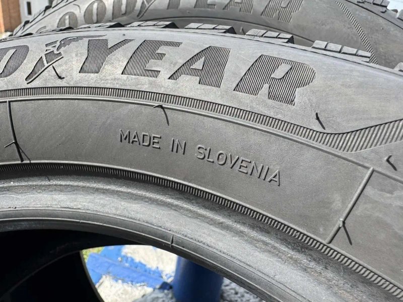 Зимові шини Goodyear 205/55 R16 — фото 7
