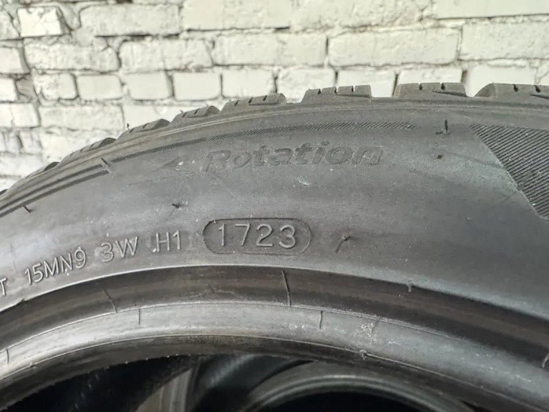 Зимові шини Hankook 235/45 R18 — фото 6
