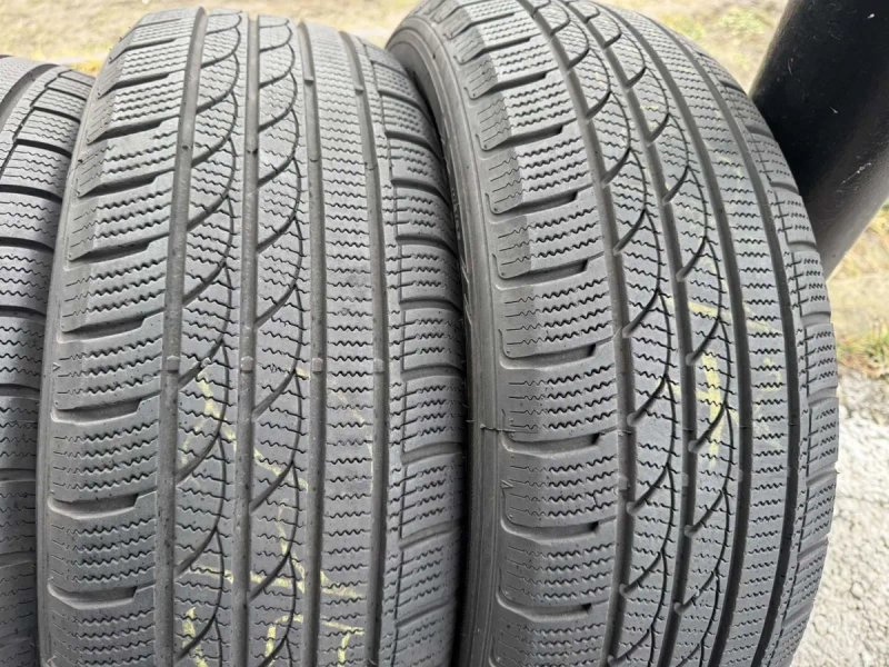 Зимові шини Imperial 215/60 R17 — фото 3