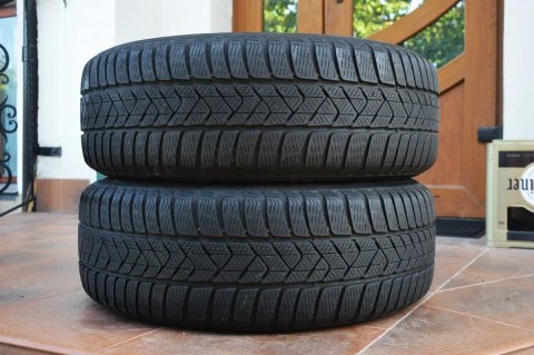 Зимові шини комплект Pirelli Sottozero 3 205/60 R16