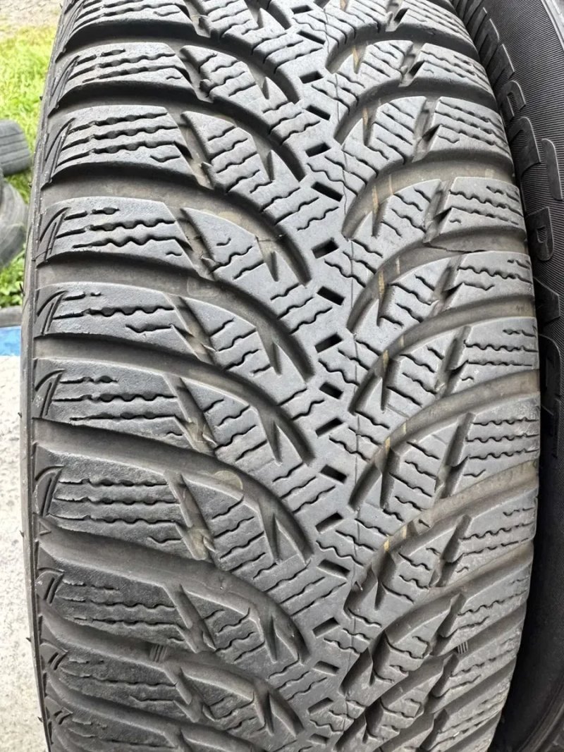 Зимові шини KUMHO 185/65 r15 — фото 3