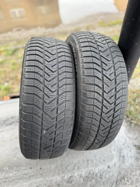 Зимові шини Pirelli 195/60 R16