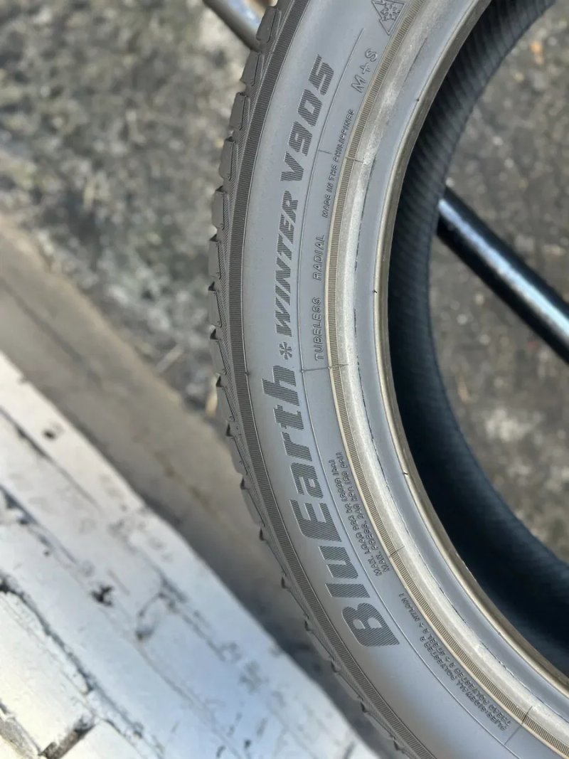 Зимові шини‼️Yokohama BluEarth winter 105V 255/45 r20 7.4мм 2024рік‼️Зимові шини‼️ — фото 5
