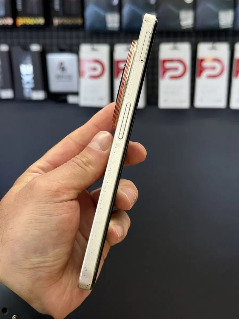 ZTE Nubia Focus Pro 5G 8/256Gb Gold — фото 8