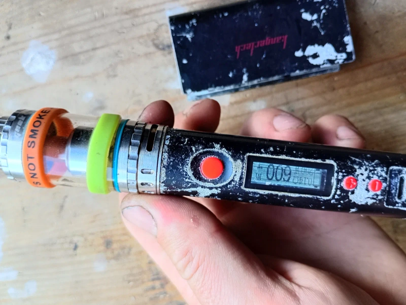 Вейп Kangertech з дисплеєм