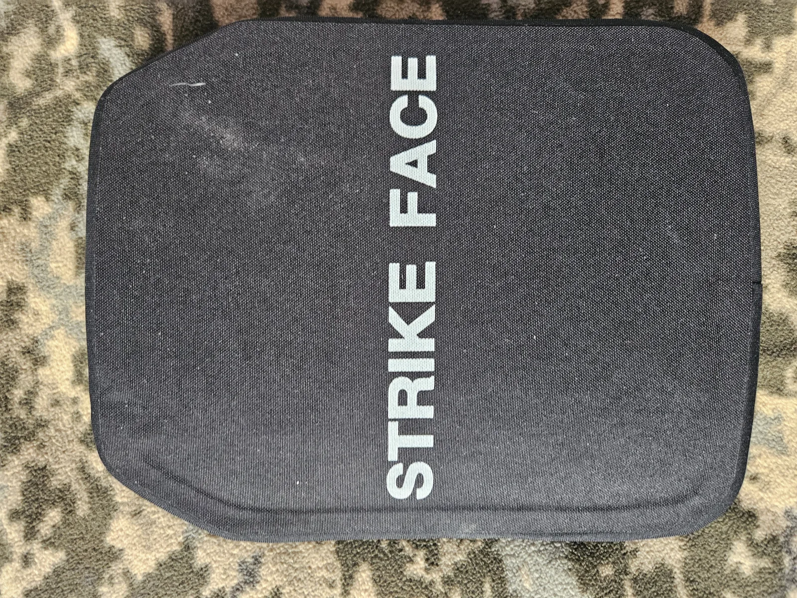 Керамическая бронеплита Strike Face 6-го класса Al2O3 3.7 kg (10+12) NIJ IV 27 х 33 см. Черный