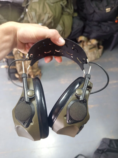 Професійні активні тактичні навушники 3M Peltor ComTac VIII Олива