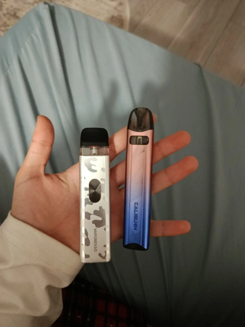 Pod-система Vaporesso 4 mini та Uwell Caliburn