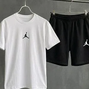 Комплект jordan classic. Футболка, шорти