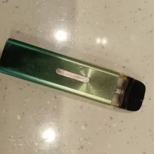 Vaporesso XROS Mini Kit зеленого кольора.