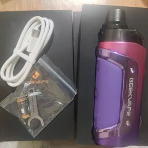Geekvape Aegis Boost 3 Pod-система фіолетово-рожева