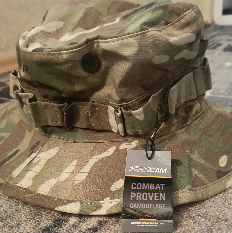Капелюх у стилі Multicam