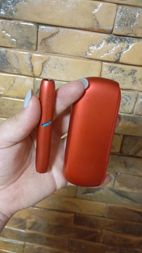 Айкос червоний IQOS