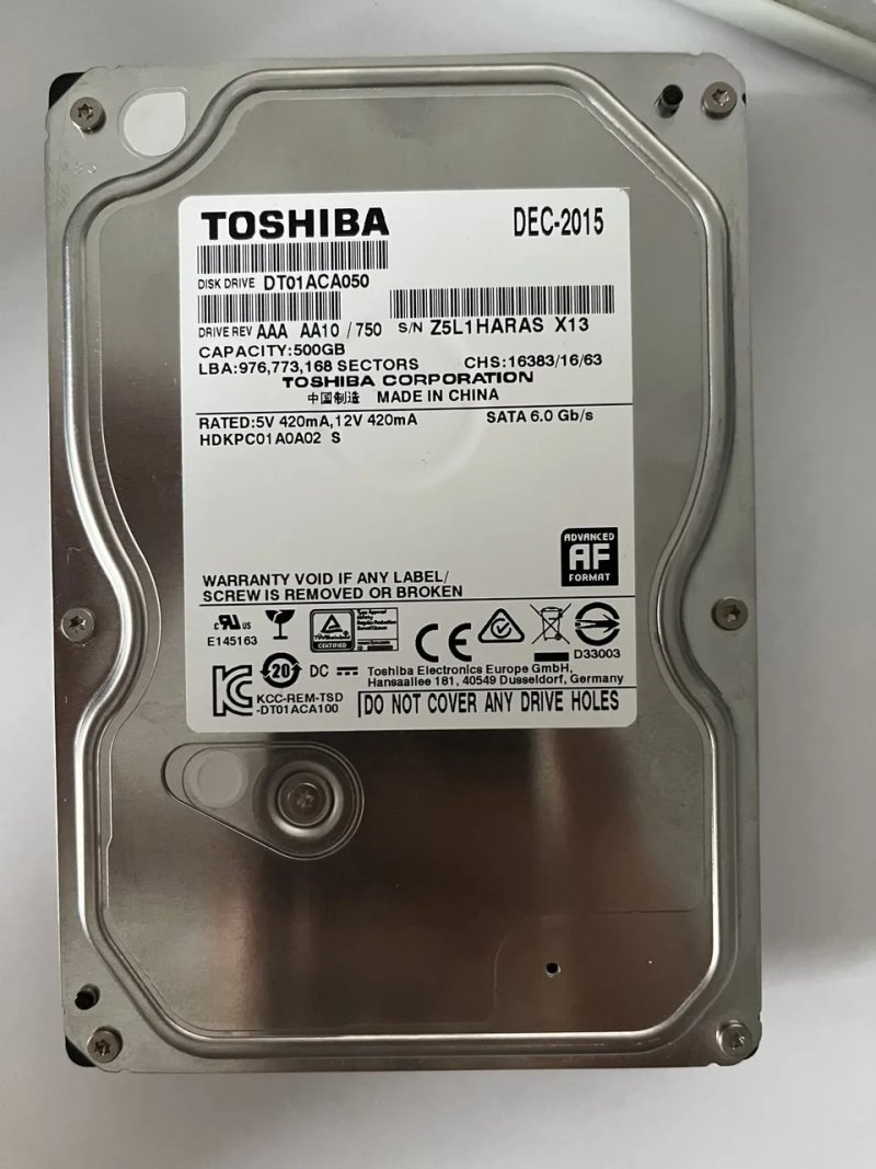 Жорсткий диск Toshiba 500GB SATA 3
