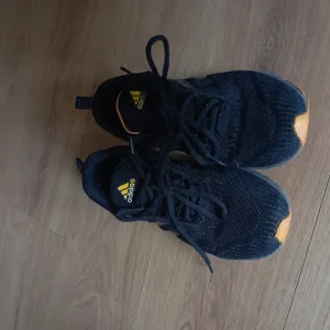 Кросівки Adidas